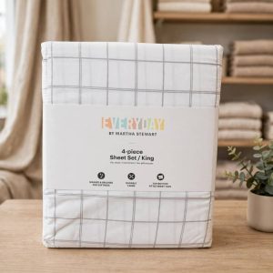Microfiber King College Dorm Sheets, 4 Piece Set, 1 Fitted Sheet, 1 Flat & 2 Pillowcases, Deep Pocket & Durable Bedding, Thompkins Plaid.