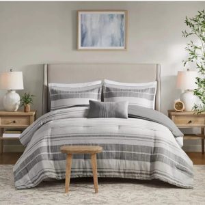 Madison Park 4pcs Full/ Queen Toby striped comforter set with throw pillow and pillow shams.