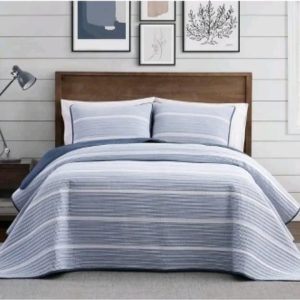 Brooklyn Loom Full/Queen Niari Yarn Dye Stripe Quilt Set Blue.