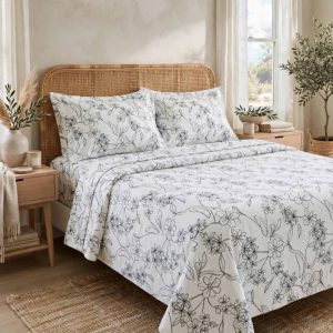 Room Essentials Queen Cotton Blend Sateen Sheet Set Floral Print- Room Essentials.
